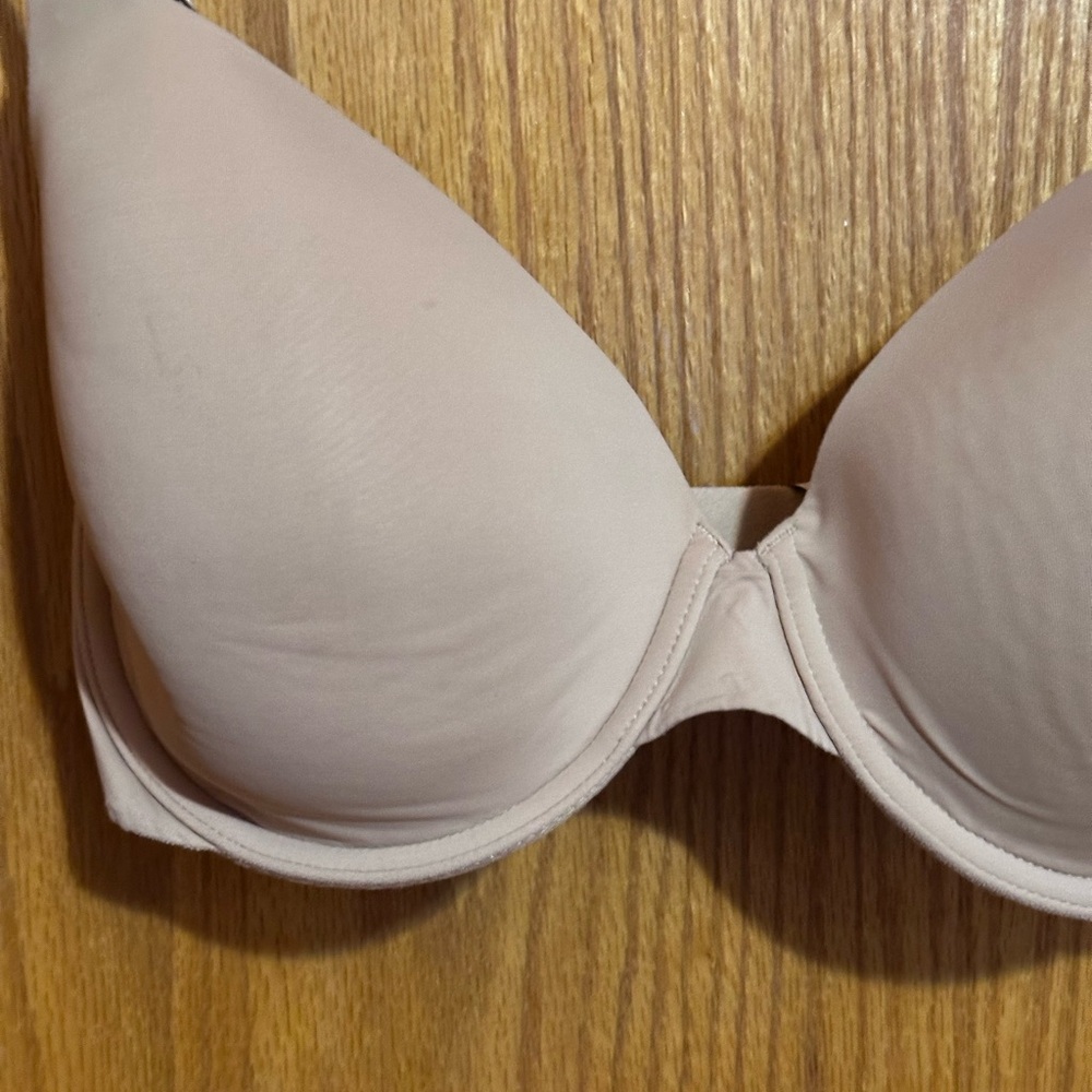 Victoria’s Secret tshirt lightly lined full coverage bra sz 32 DDD - Picture 2 of 7
